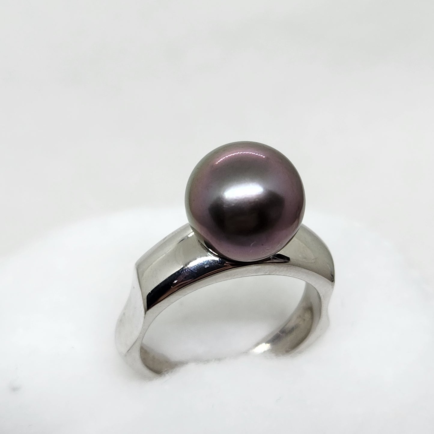 Midnight Pearl