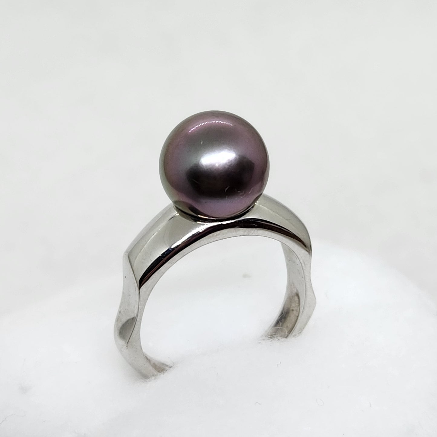 Midnight Pearl