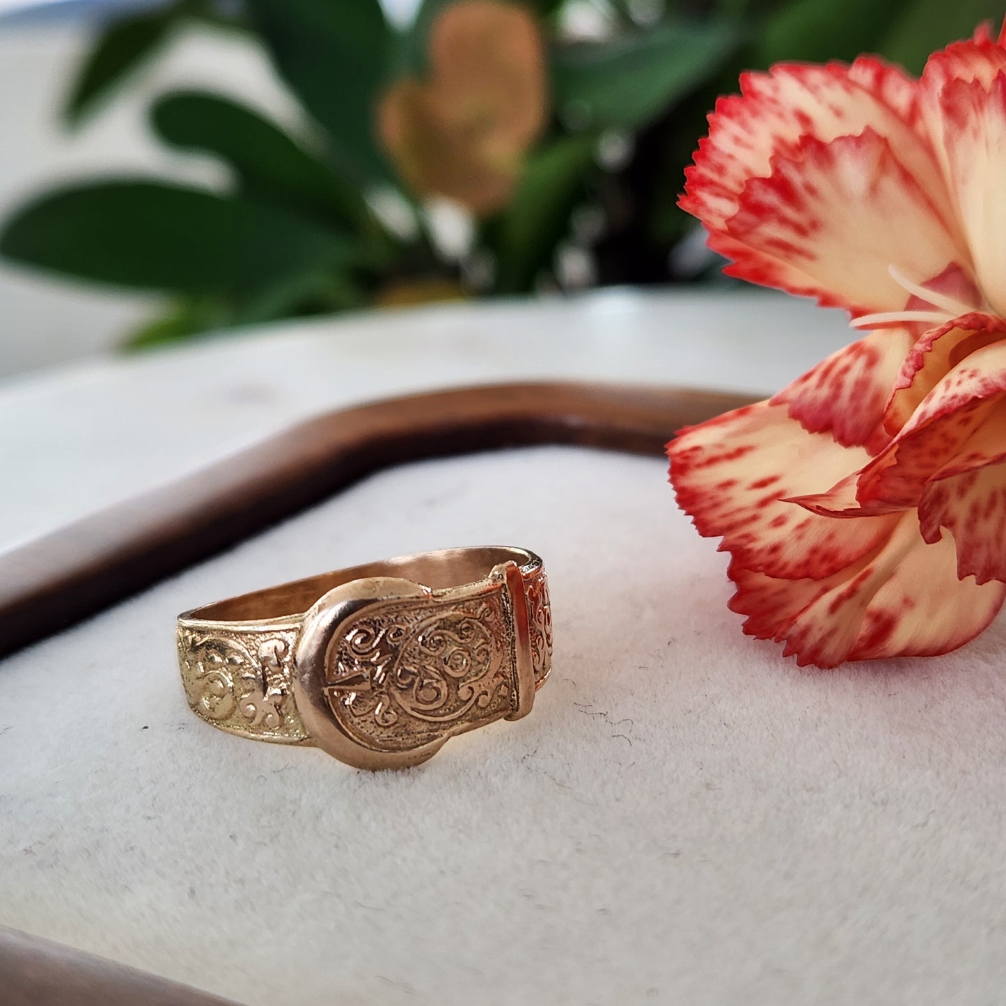 Buckle Ring