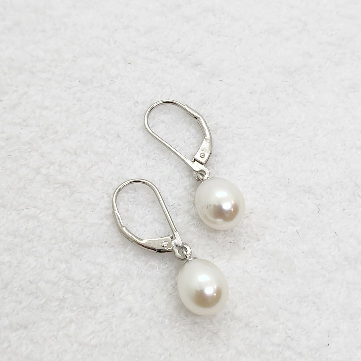 Simply Pearl - White
