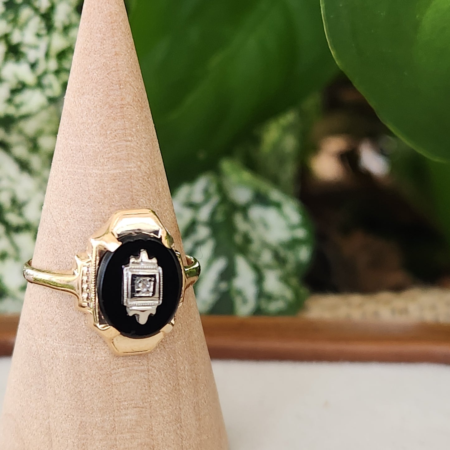 Vintage Gold & Black