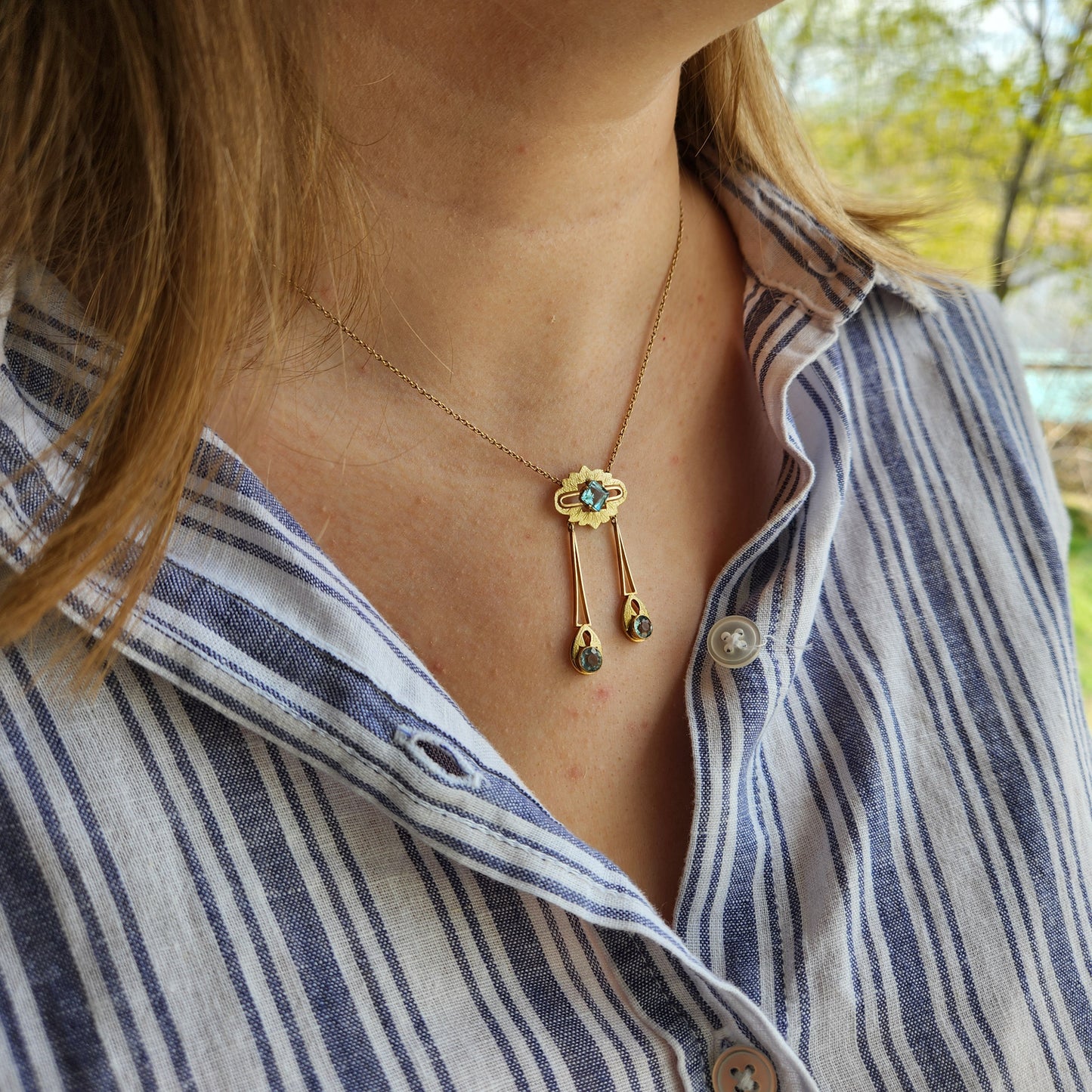 Lavalier Blue Glass Pendant and Chain