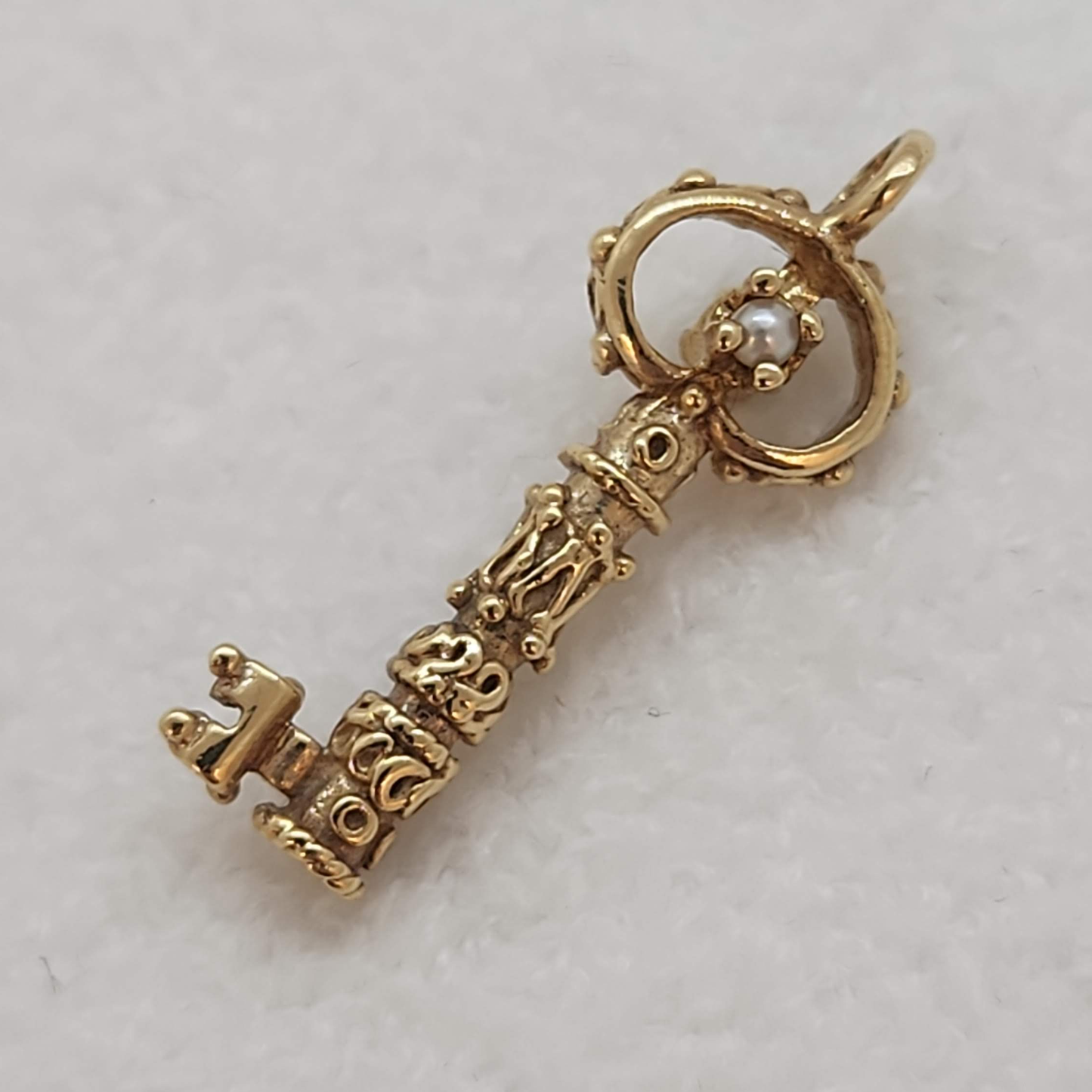 Decorative Key Pendant