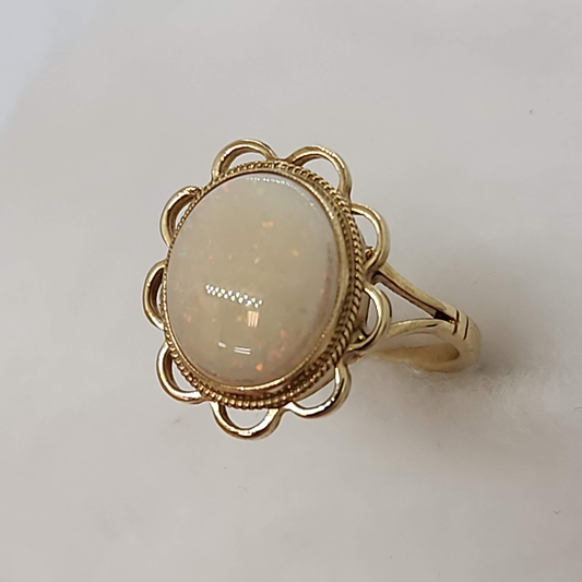 Opal and Yellow Gold Vintage Ring
