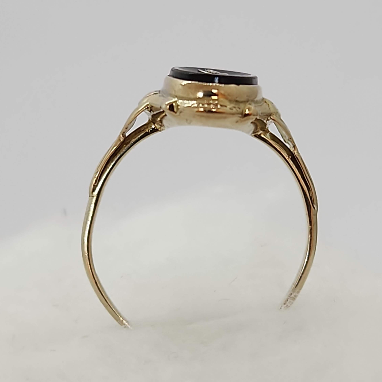 Onyx Ring