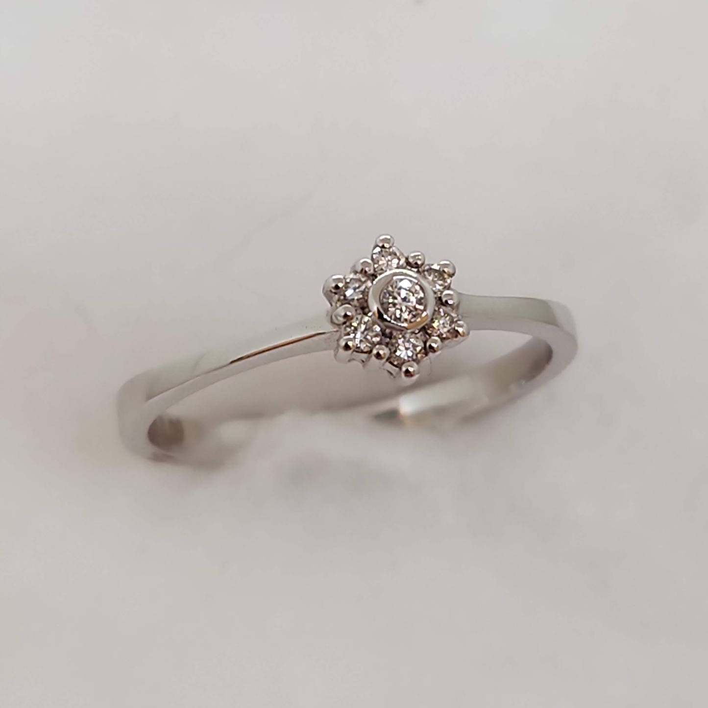 Diamond Snowflake Ring