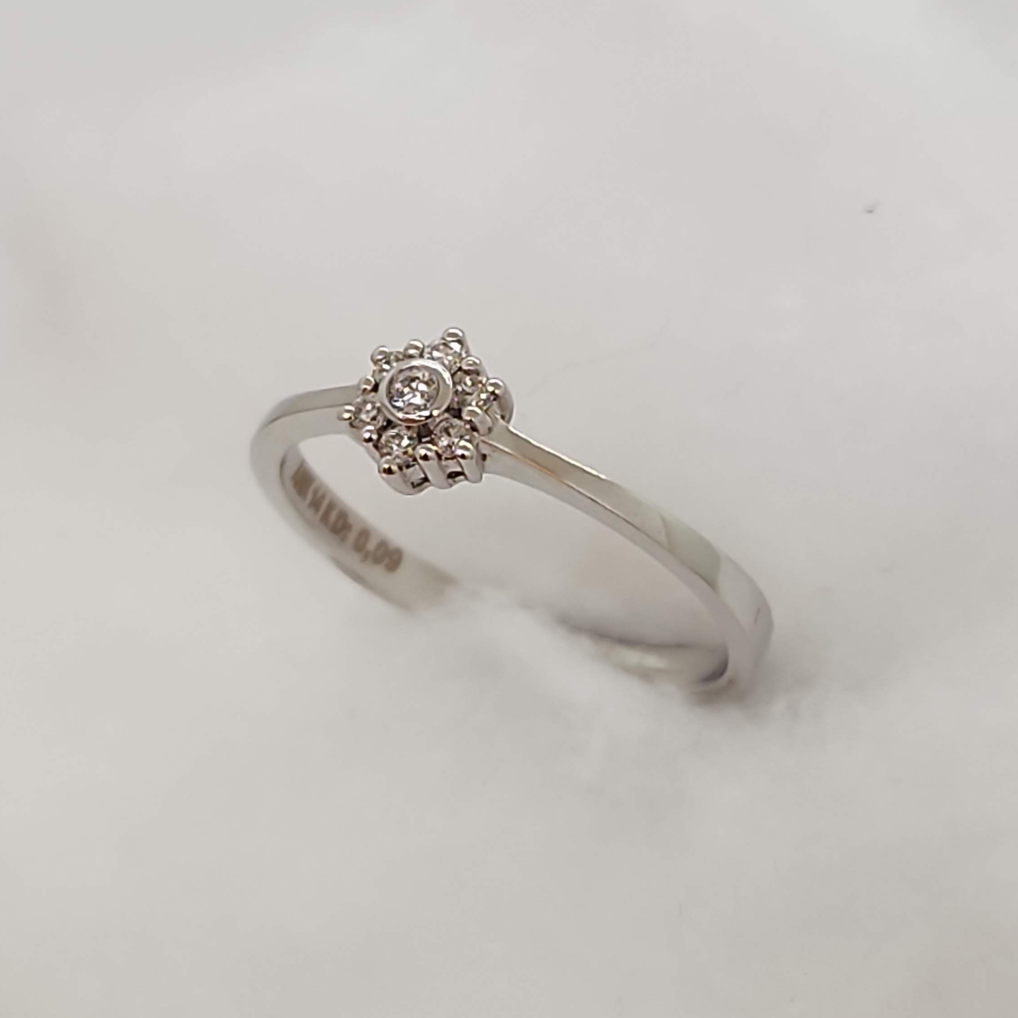 Diamond Snowflake Ring