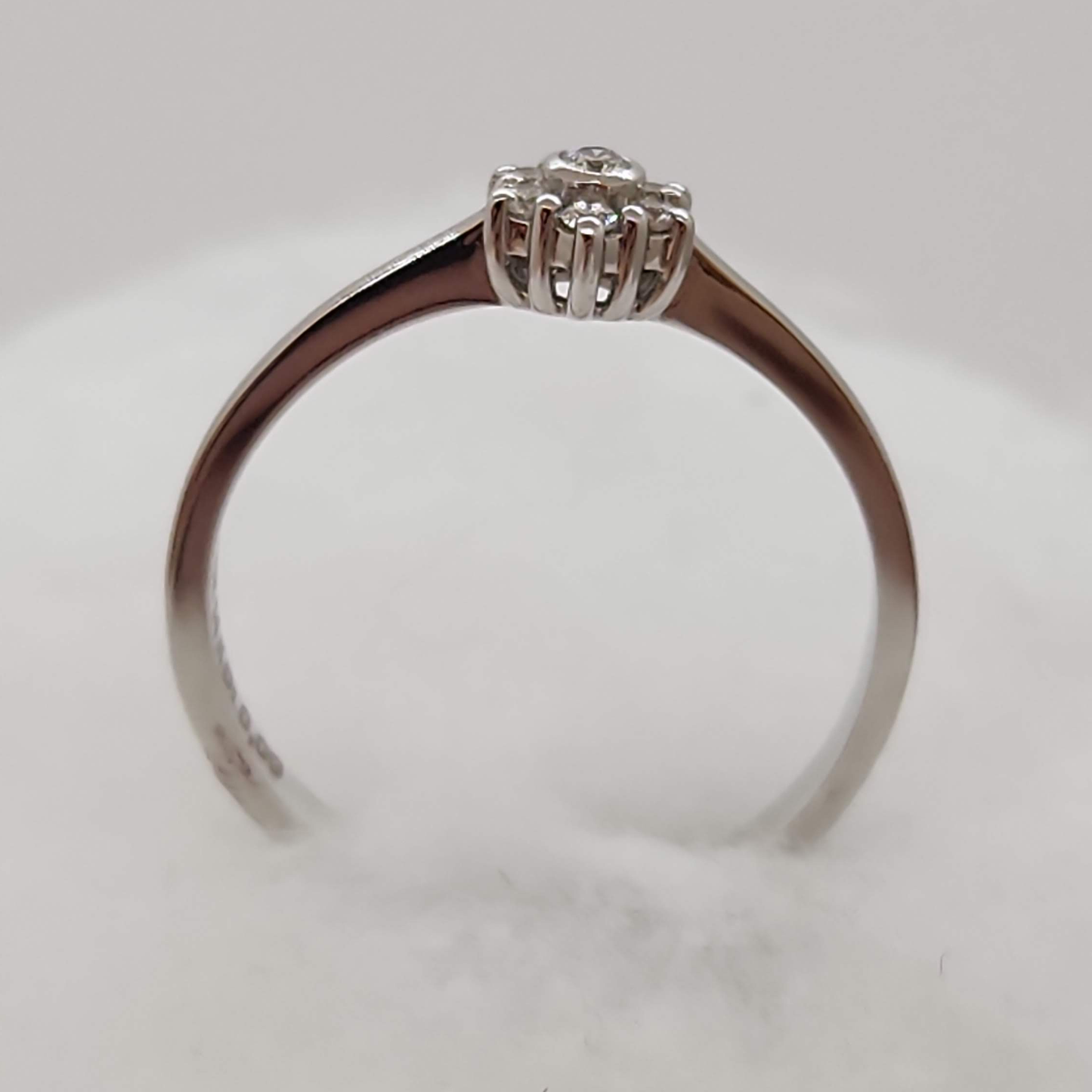 Diamond Snowflake Ring